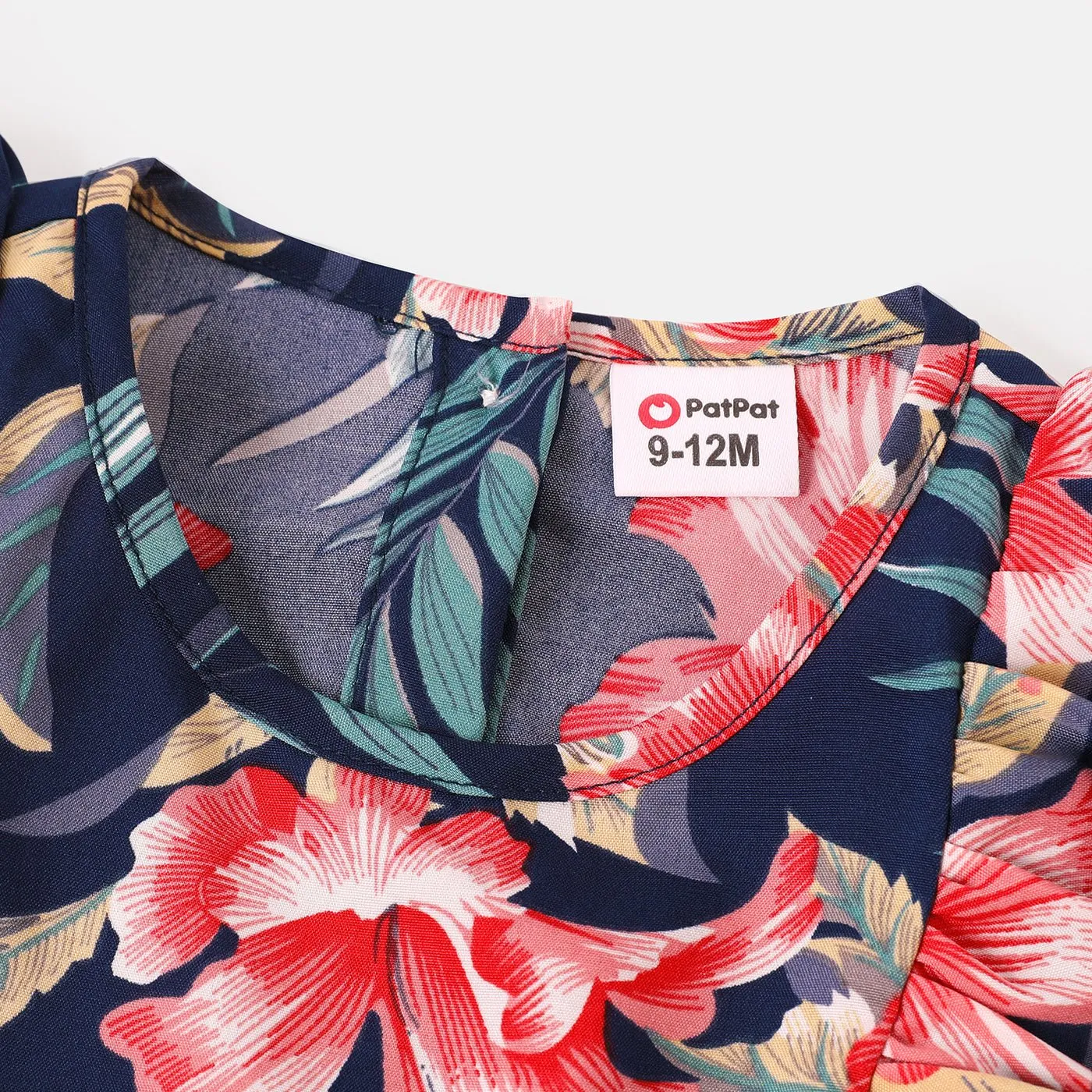 Family Matching Allover Floral Print Halterneck Dresses and Short-sleeve Shirts Sets
