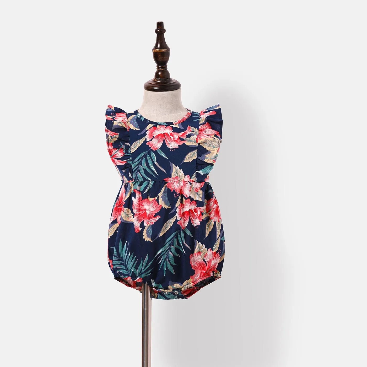 Family Matching Allover Floral Print Halterneck Dresses and Short-sleeve Shirts Sets