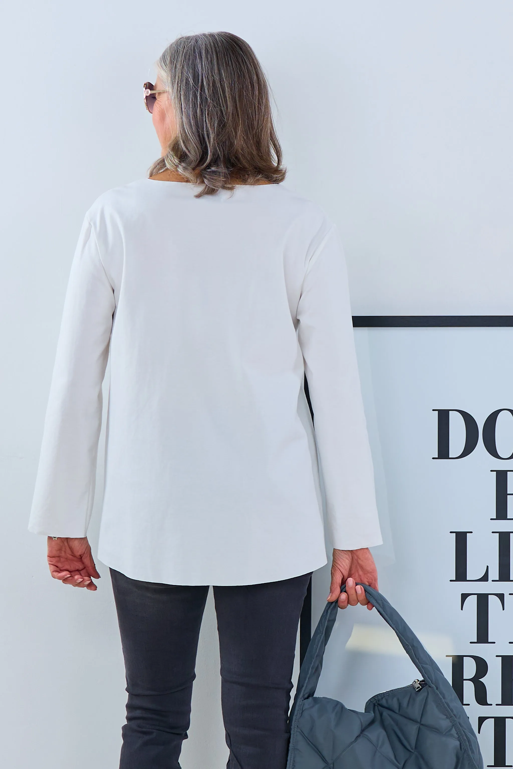 Leicht ausgestelltes Basic-Shirt, weiß/ecru