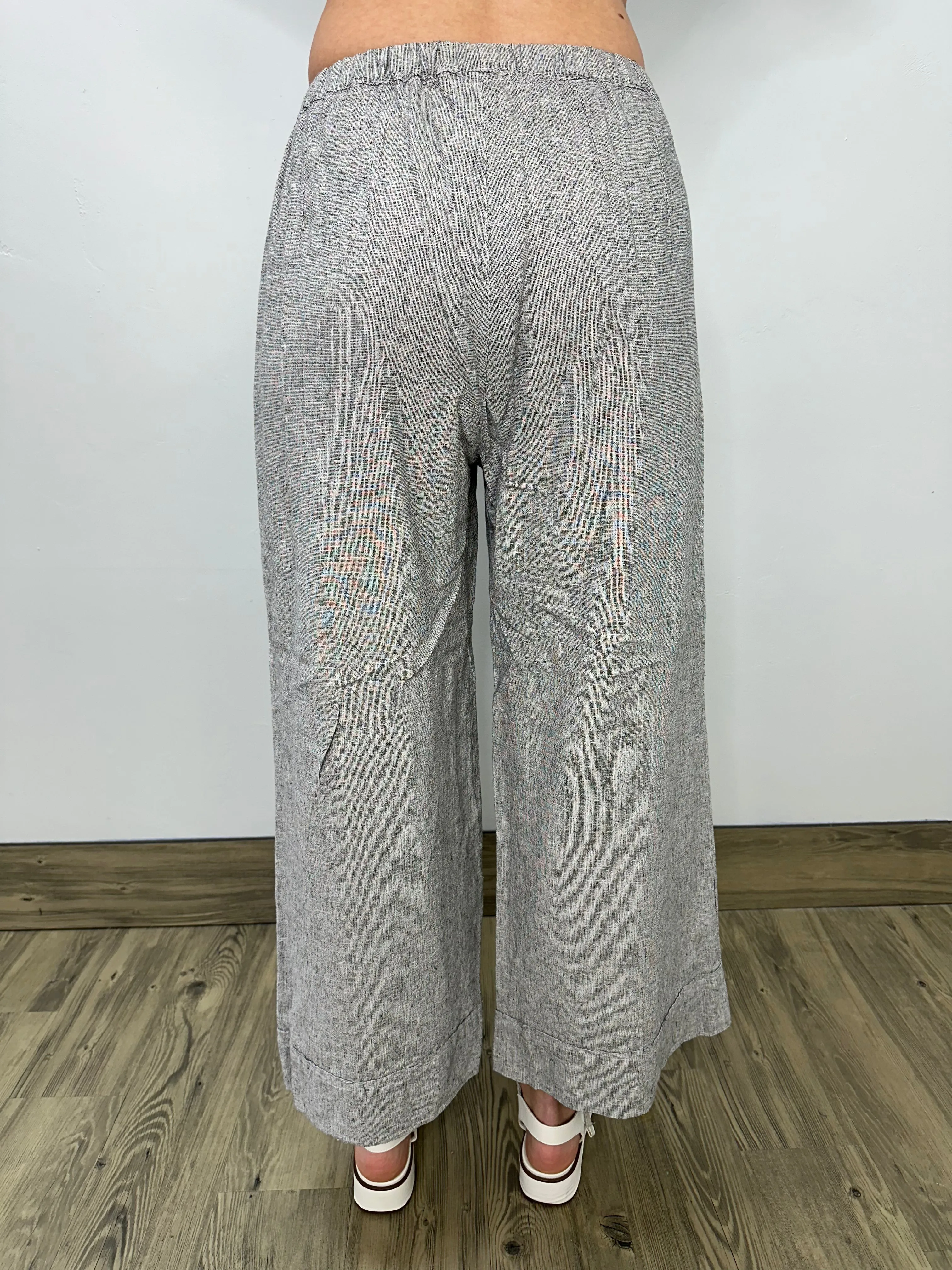 Light Gray Pleated Crop Pant