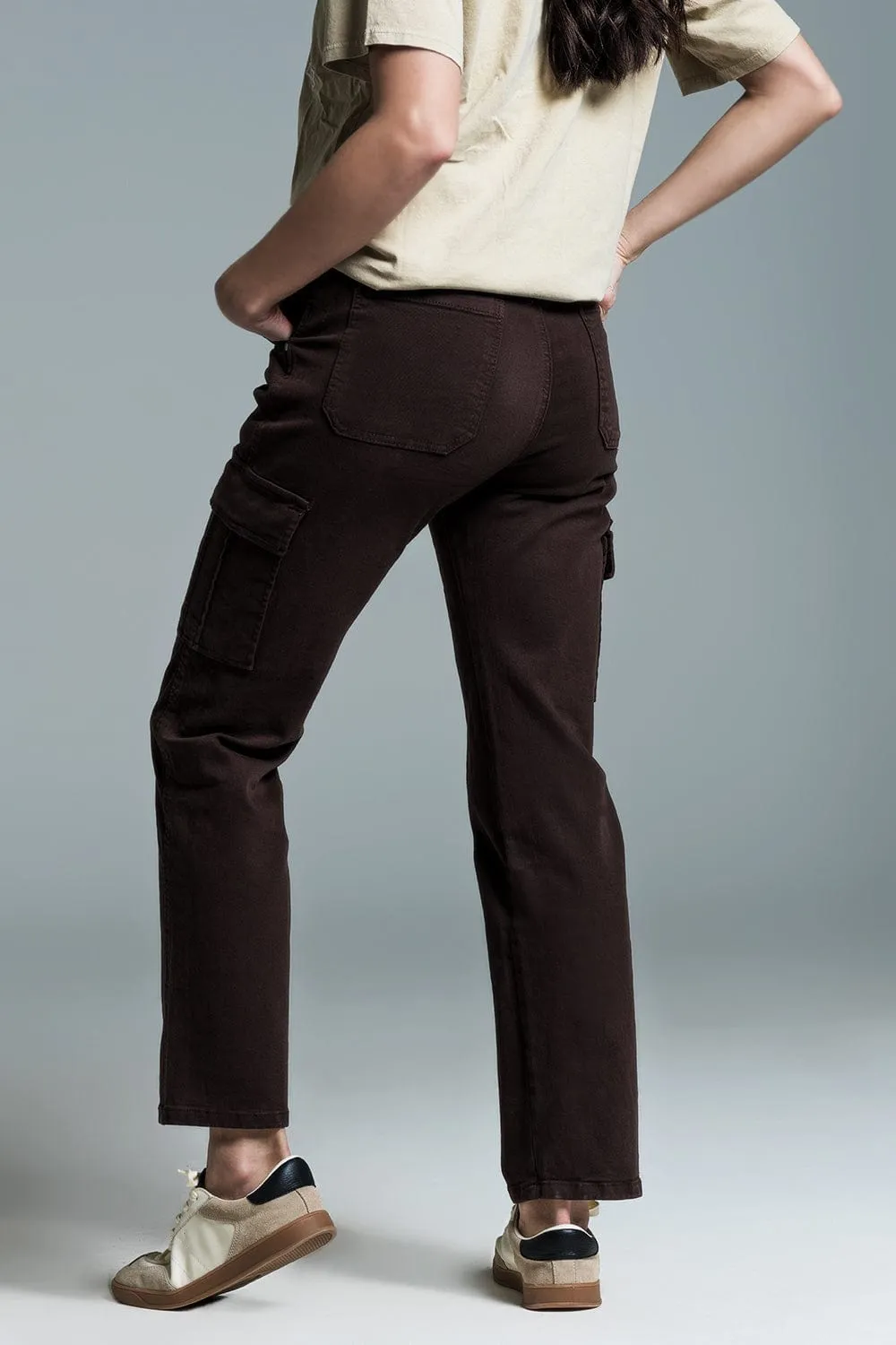 Relaxed Cargo Pants In Dark Brown