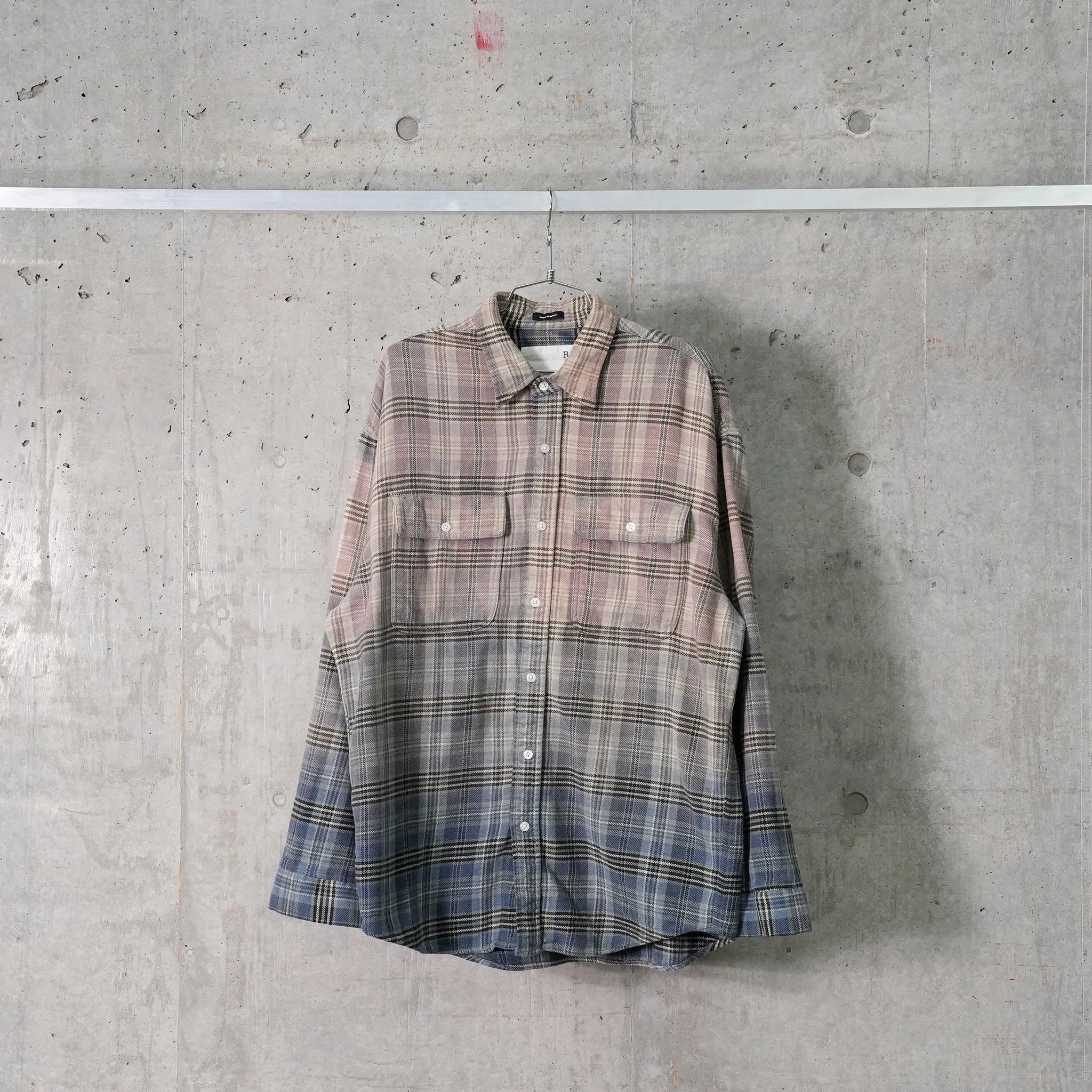 RELAXED WORKSHIRT / R458B:GRADIENT BLEACHED BLUE PLAID